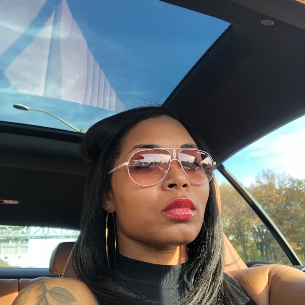 Meet your Posher, Sha